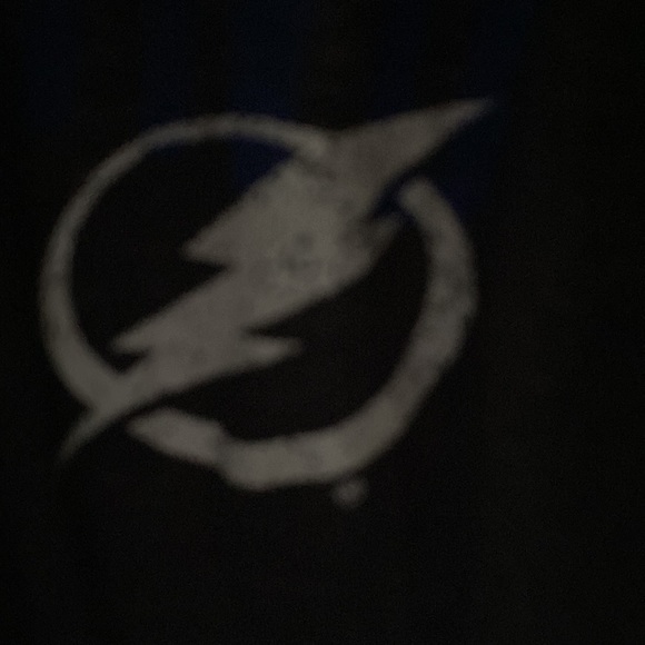 Champion NHL Tampa Bay Lightning Shirt Size L - Picture 4 of 5